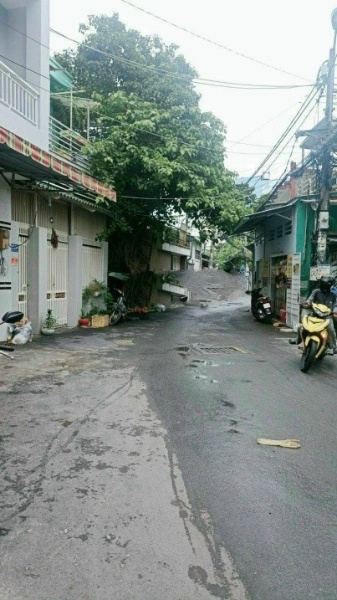 Bán gấp nhà 2 tầng Đường Lê Hồng Phong, Phường 10, Quận 10, Hồ Chí Minh